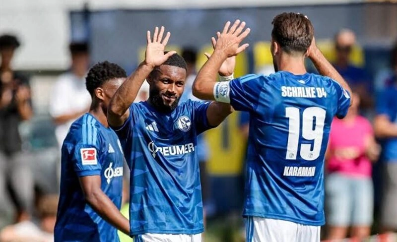 Soi kèo Hallescher vs Schalke 04
