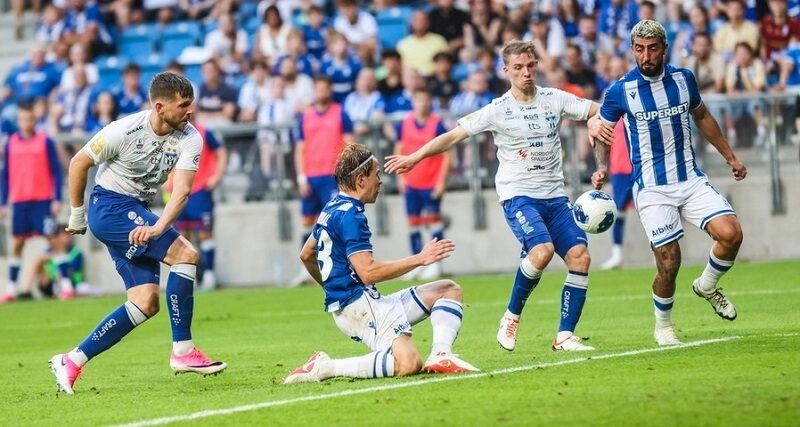 Soi kèo KI Klaksvik vs Lech Poznan 0h30 ngày 14/8: Kẻ Mạnh Sẻ Chiến Thắng