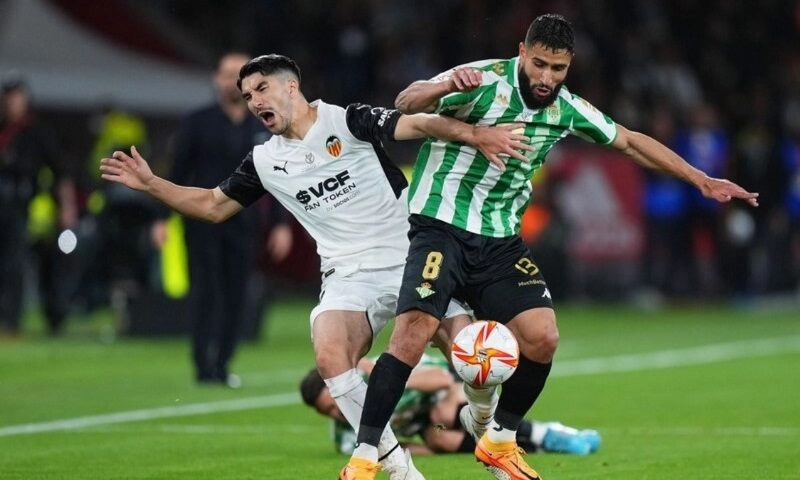 Soi kèo Valencia vs Real Betis