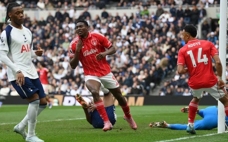 Soi kèo Nottingham vs Tottenham